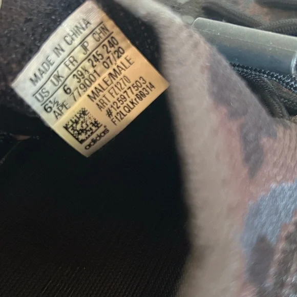 Yeezy 380 Onyx Sneakers - Picture 5 of 7